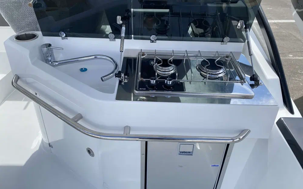 slider 6 Beneteau Flyer 10