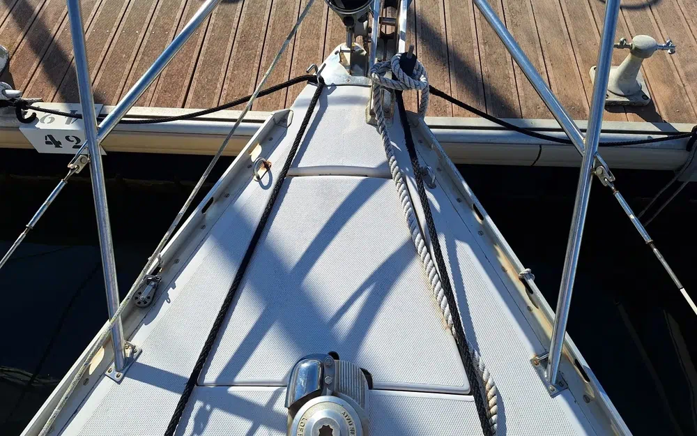 slider 17 Jeanneau Brin de folie