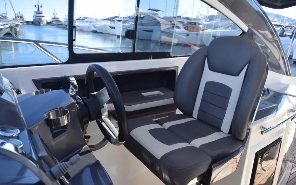 slider 13 Galeon 325