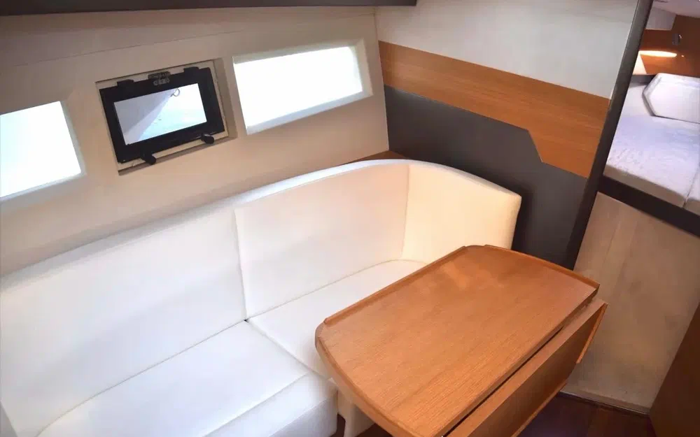 slider 14 Galeon 325