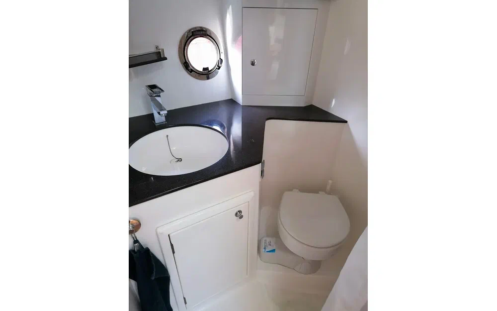 slider 16 Galeon 325