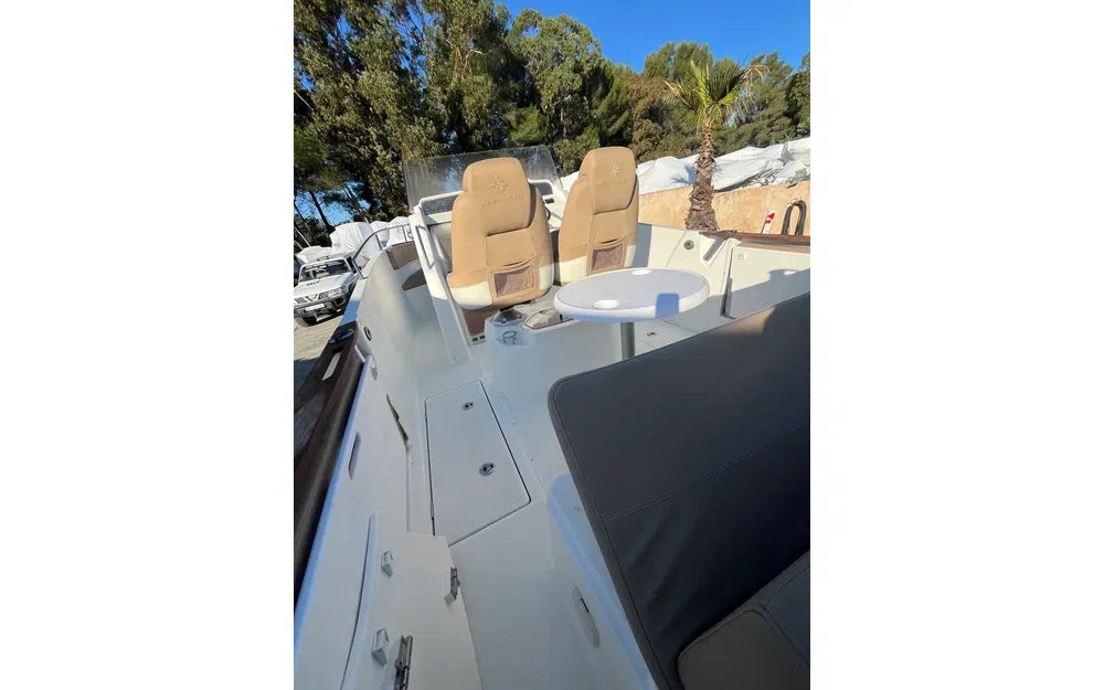 slider 3 Jeanneau Cap Camarat 7.5 CC