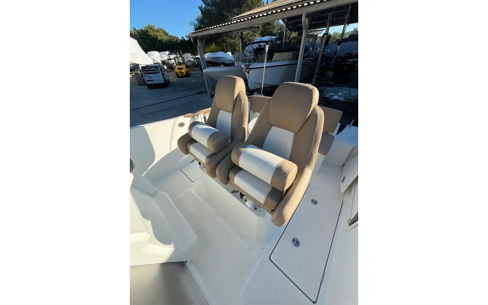 slider 5 Jeanneau Cap Camarat 7.5 CC