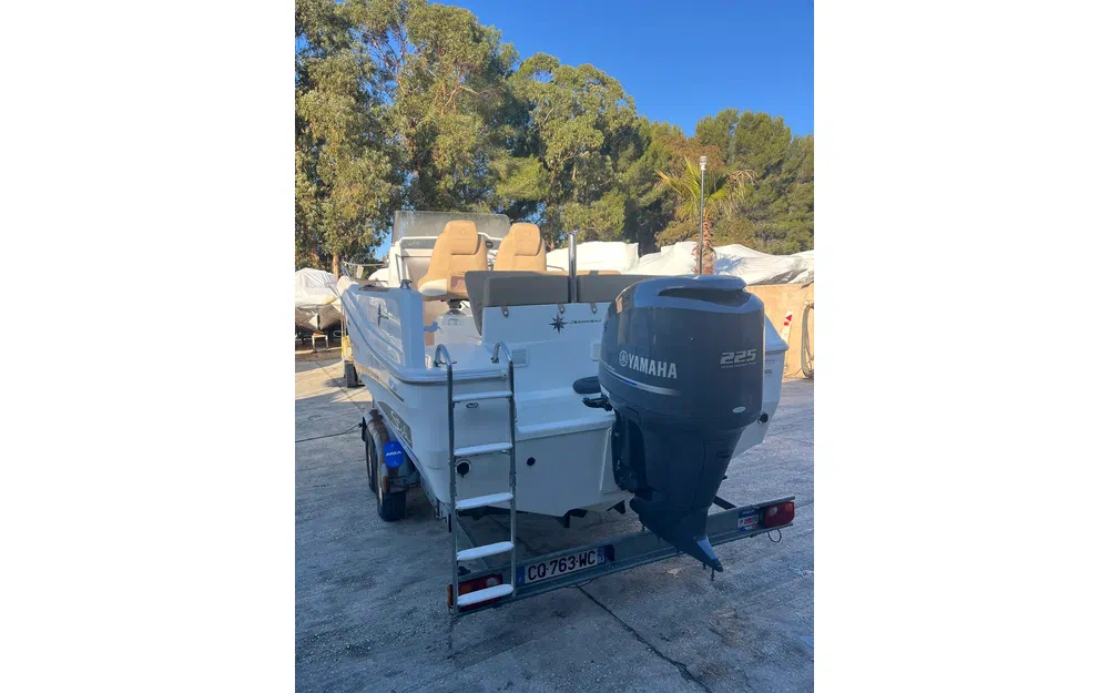 slider 1 Jeanneau Cap Camarat 7.5 CC