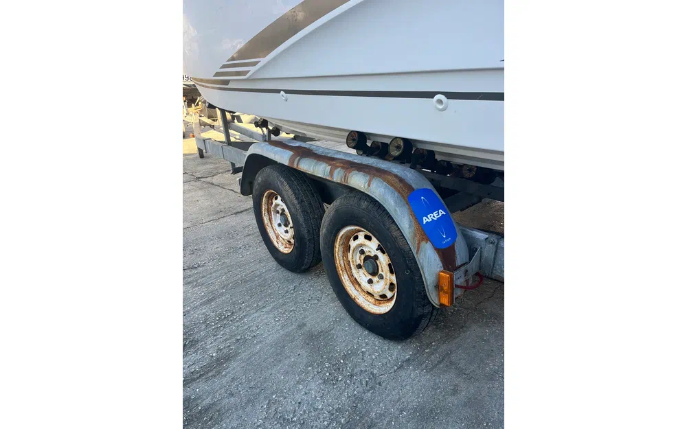 slider 23 Jeanneau Cap Camarat 7.5 CC