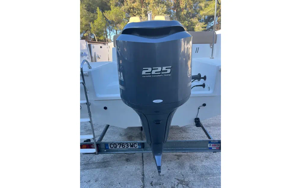 slider 19 Jeanneau Cap Camarat 7.5 CC