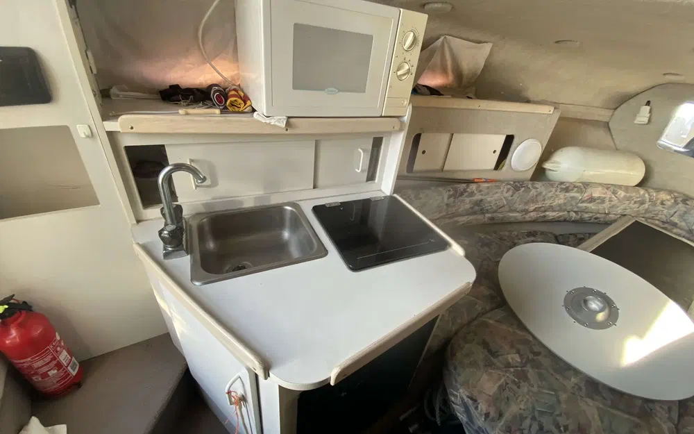 slider 3 Four Winns 238 Vista