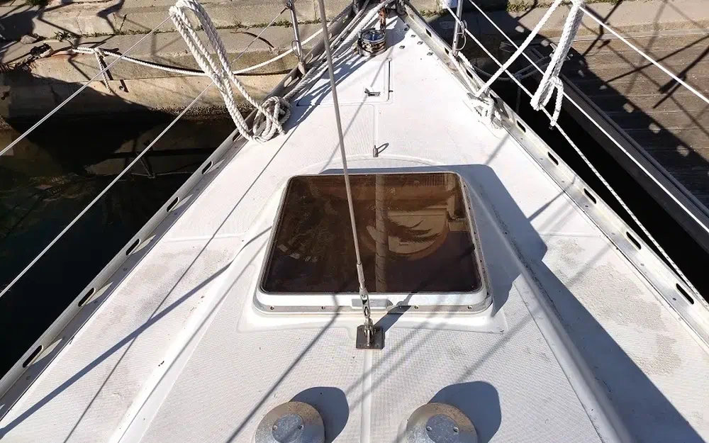 slider 9 Beneteau First 35