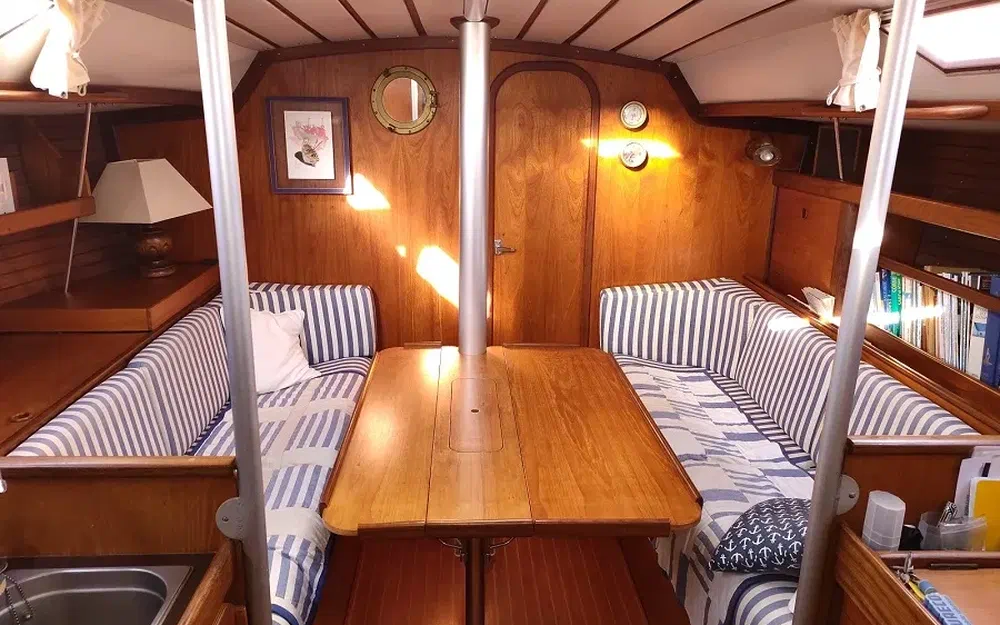 slider 24 Beneteau First 35