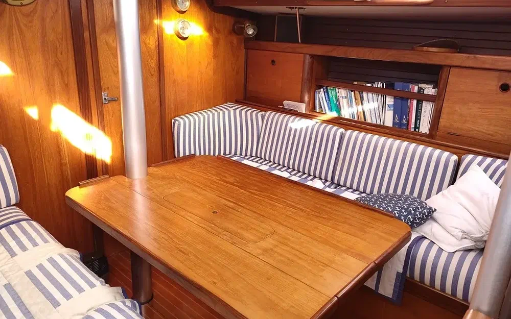 slider 34 Beneteau First 35