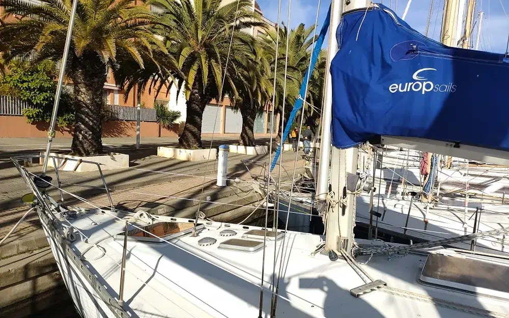 slider 2 Beneteau First 35