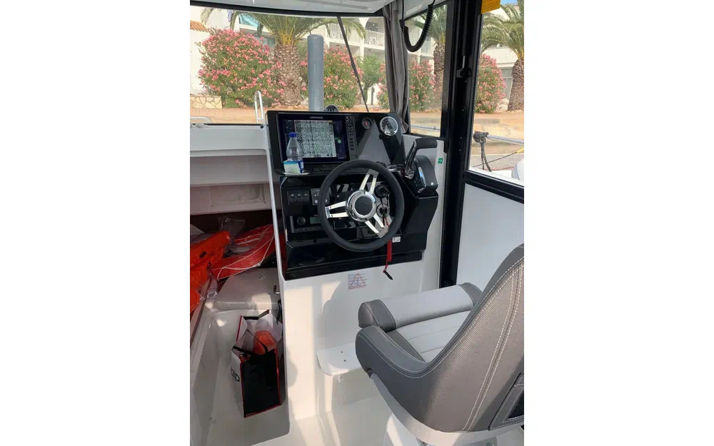 slider 2 Jeanneau Merry Fisher 795 Sport Serie 2