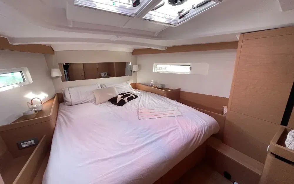 slider 9 Jeanneau Sun Odyssey 440