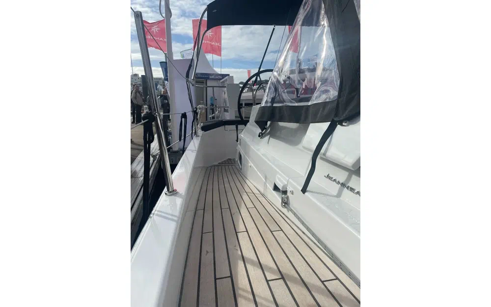 slider 12 Jeanneau Sun Odyssey 440