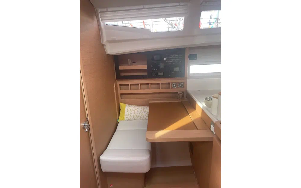 slider 7 Jeanneau Sun Odyssey 440