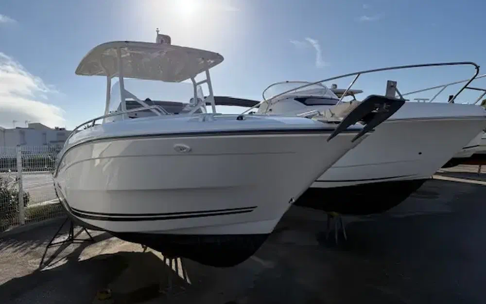 slider 2 Jeanneau Cap Camarat 7.5 CC