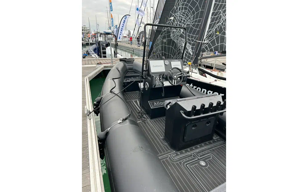 slider 1 Atlanticraft BlackPearl 6.50 Hypalon