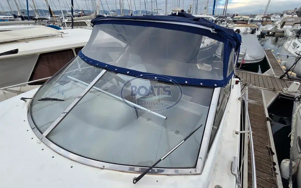 slider 3 Sealine 328 Sovereign