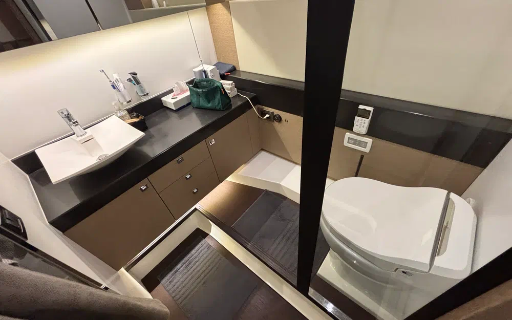 slider 9 Jeanneau Prestige 560