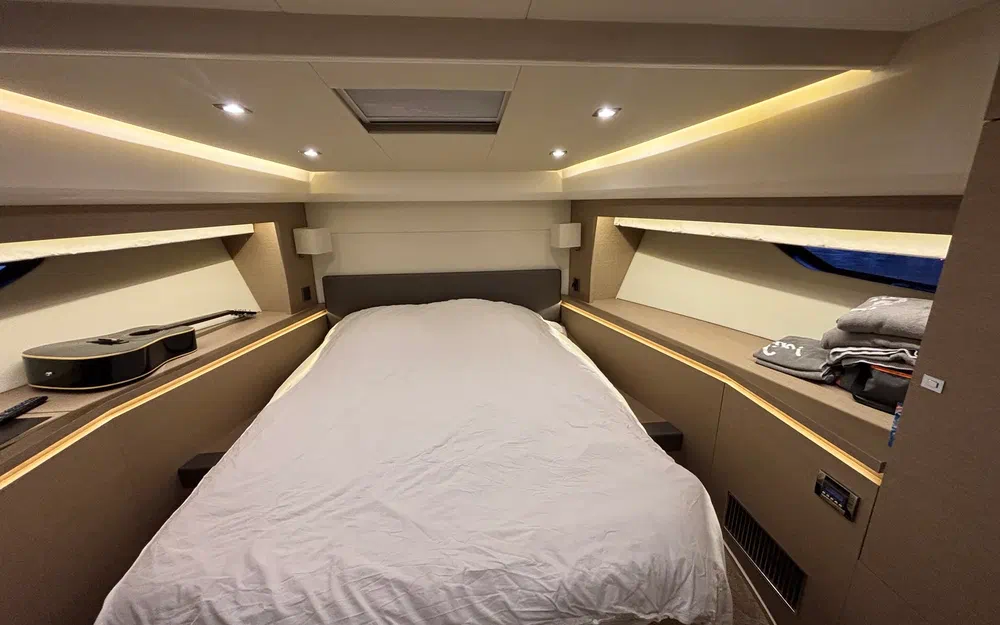 slider 21 Jeanneau Prestige 560