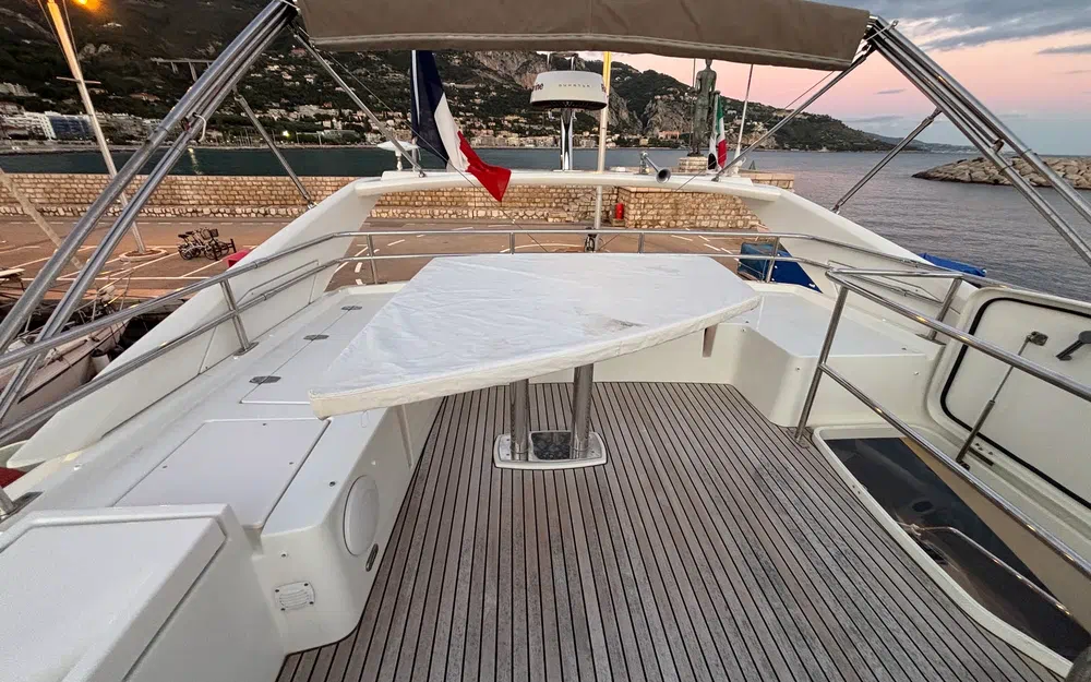 slider 3 Jeanneau Prestige 560