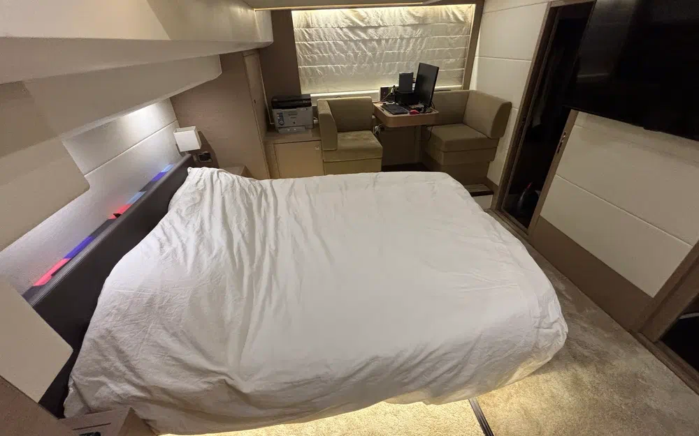 slider 7 Jeanneau Prestige 560