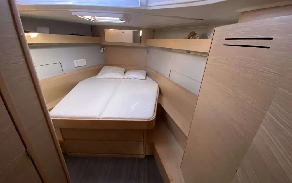 slider 8 Dufour 430 Grand Large