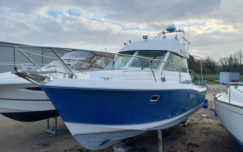 slider 0 Beneteau Antares Serie 9 Limited