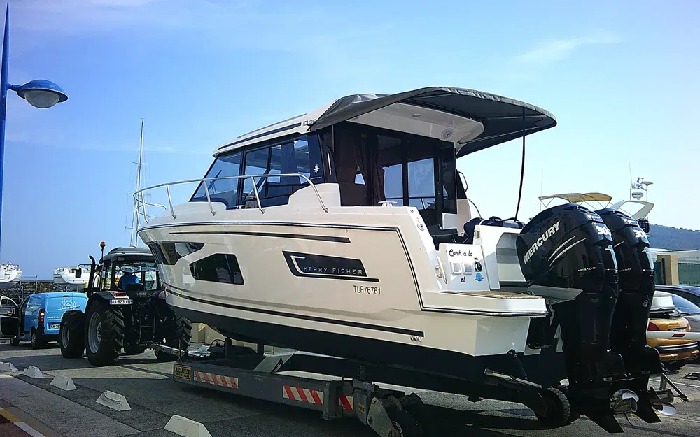 slider 2 Jeanneau Merry Fisher 1095