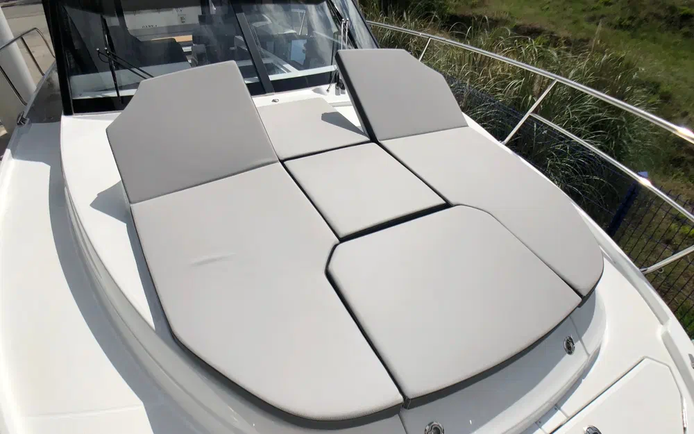 slider 5 Jeanneau Merry Fisher 1095