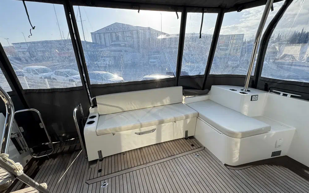 slider 13 Beneteau Swift Trawler 41 Fly