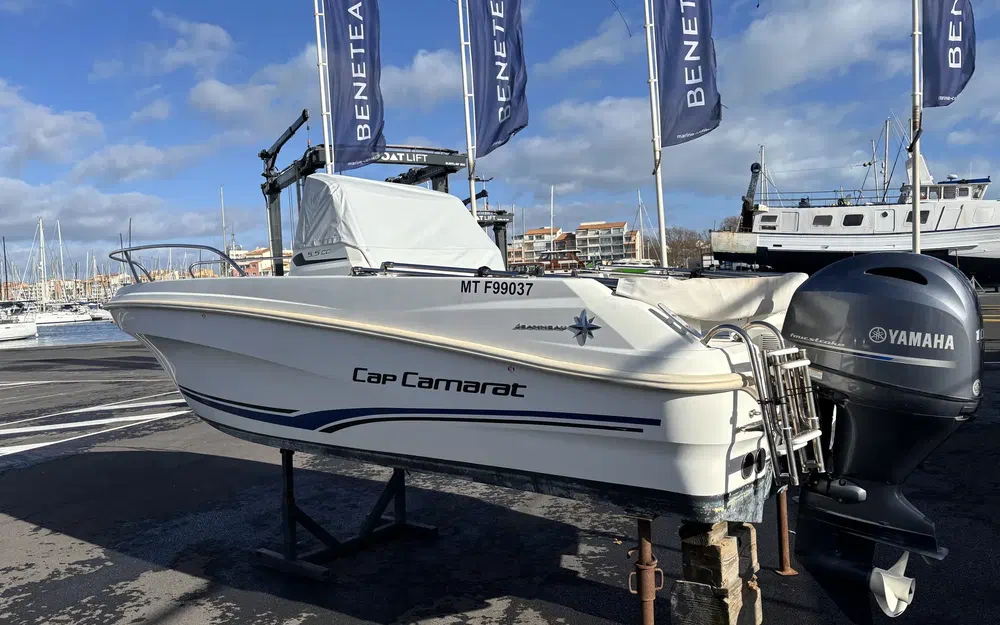 slider 2 Jeanneau Cap Camarat 5.5 CC