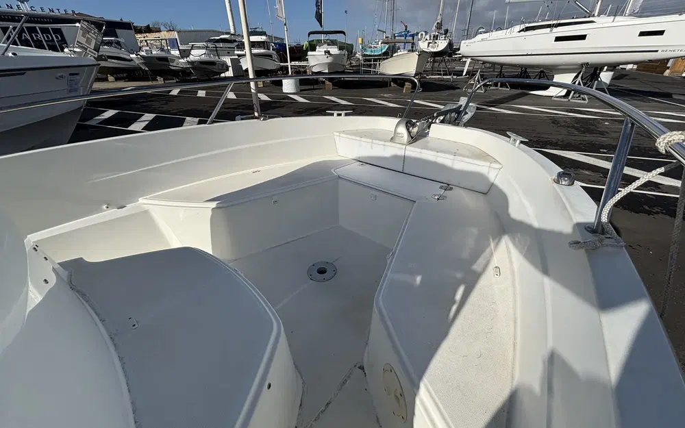 slider 5 Jeanneau Cap Camarat 5.5 CC