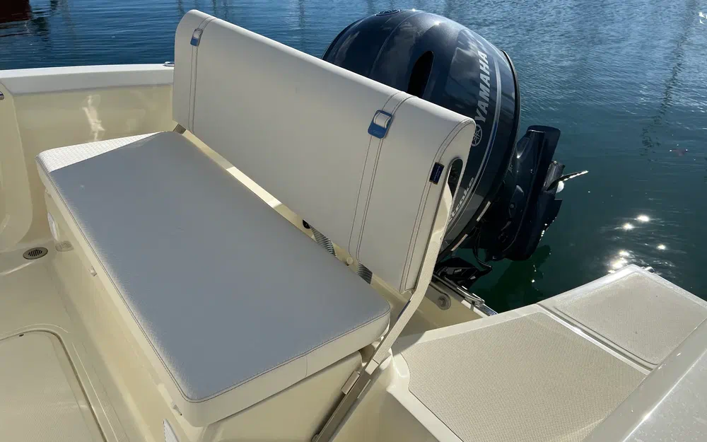 slider 13 Invictus 190 FX