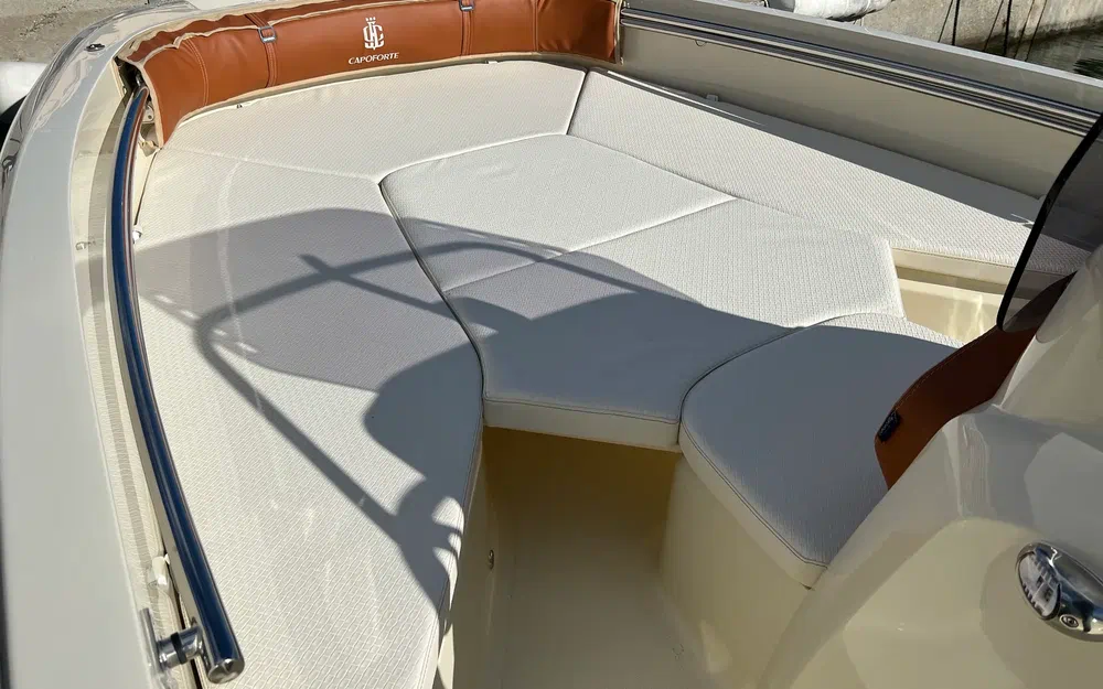 slider 14 Invictus 190 FX