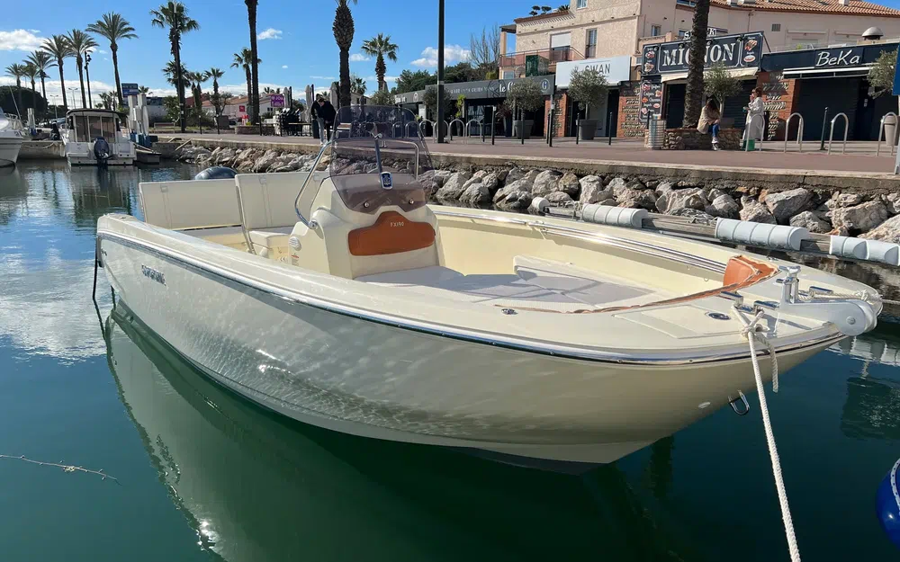 slider 20 Invictus 190 FX