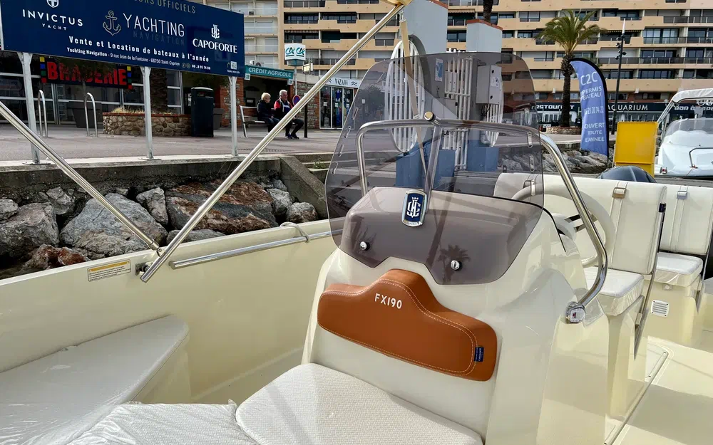 slider 26 Invictus 190 FX