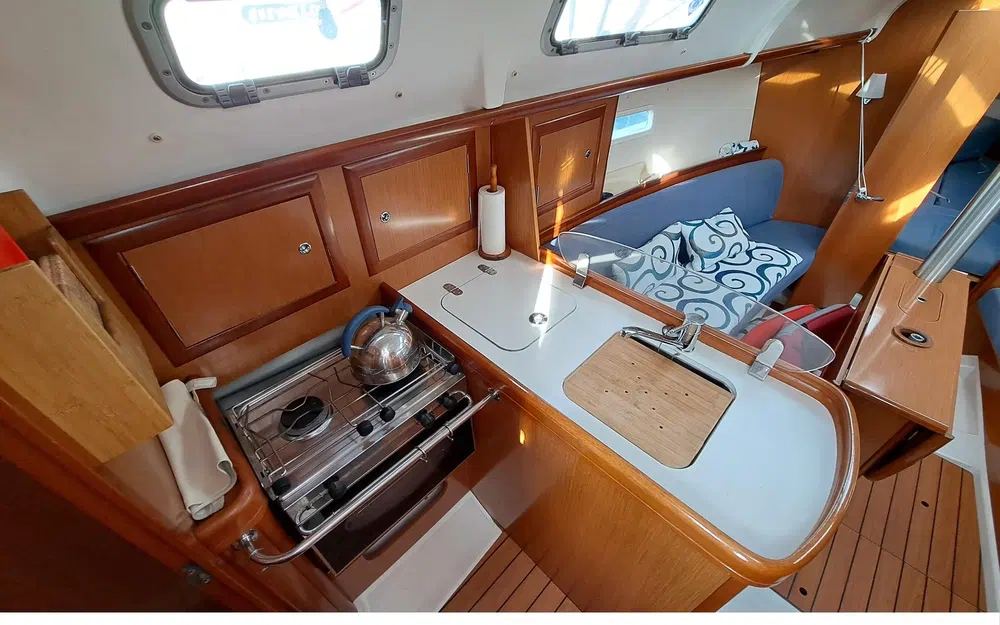 slider 15 Beneteau Oceanis 323 Clipper