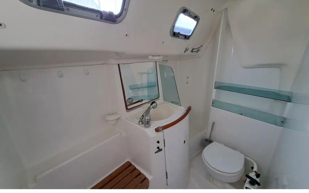 slider 18 Beneteau Oceanis 323 Clipper