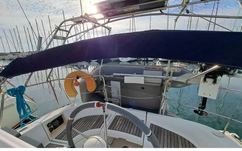 slider 5 Beneteau Oceanis 323 Clipper