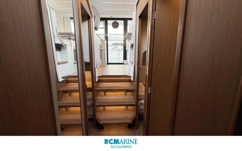 slider 11 Beneteau Antares 12