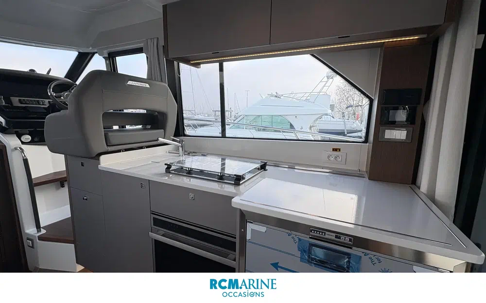 slider 6 Beneteau Antares 12