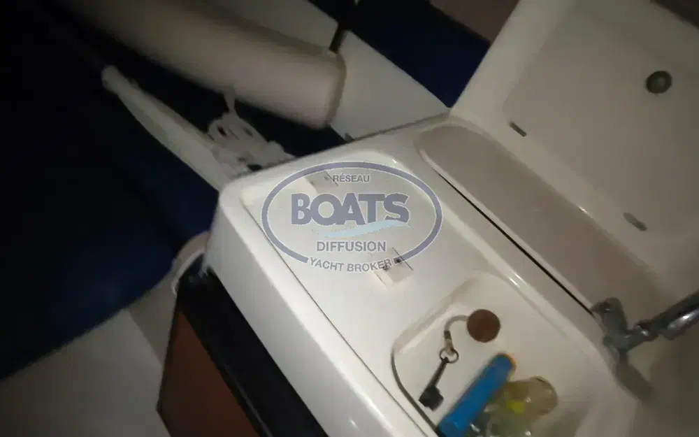 slider 13 Jeanneau Leader 705