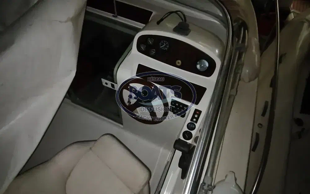 slider 6 Jeanneau Leader 705