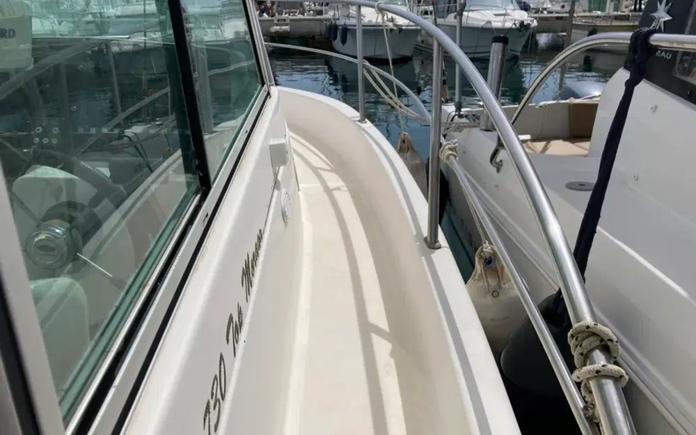 slider 18 Faeton 730 Moraga