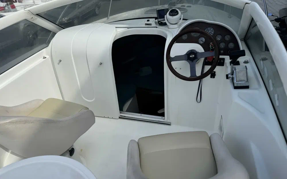 slider 4 Beneteau Flyer Viva 6.80