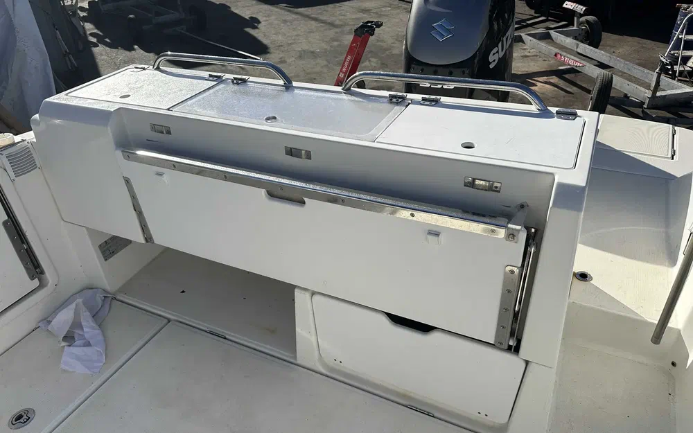 slider 9 Beneteau Flyer 8