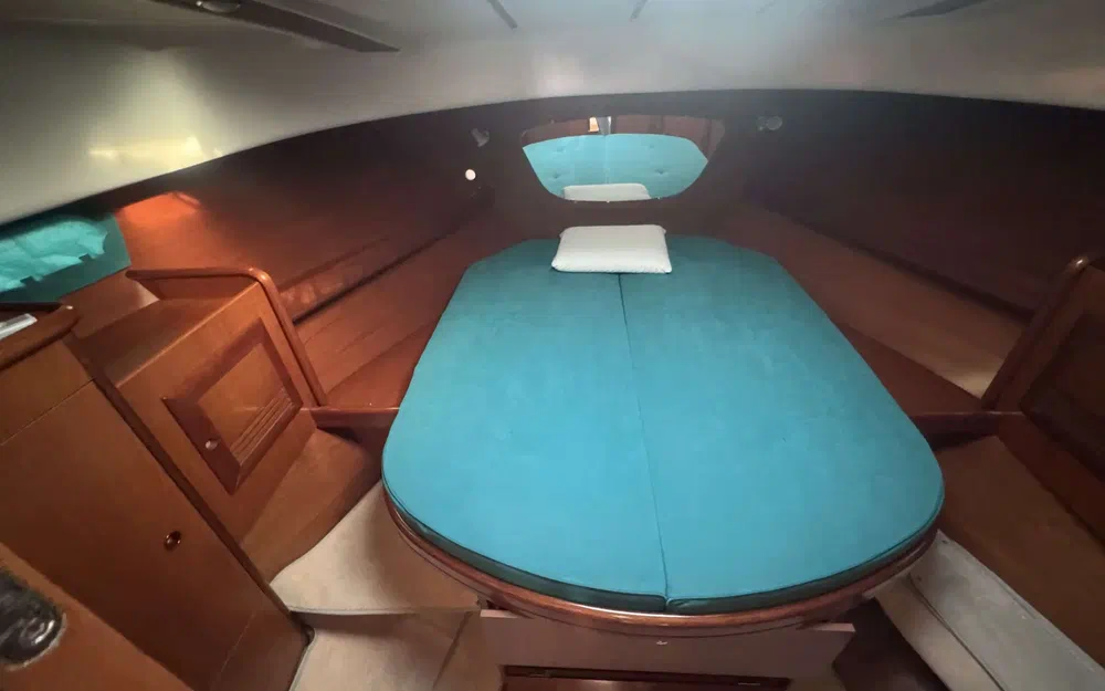 slider 3 Beneteau Antares 10.80