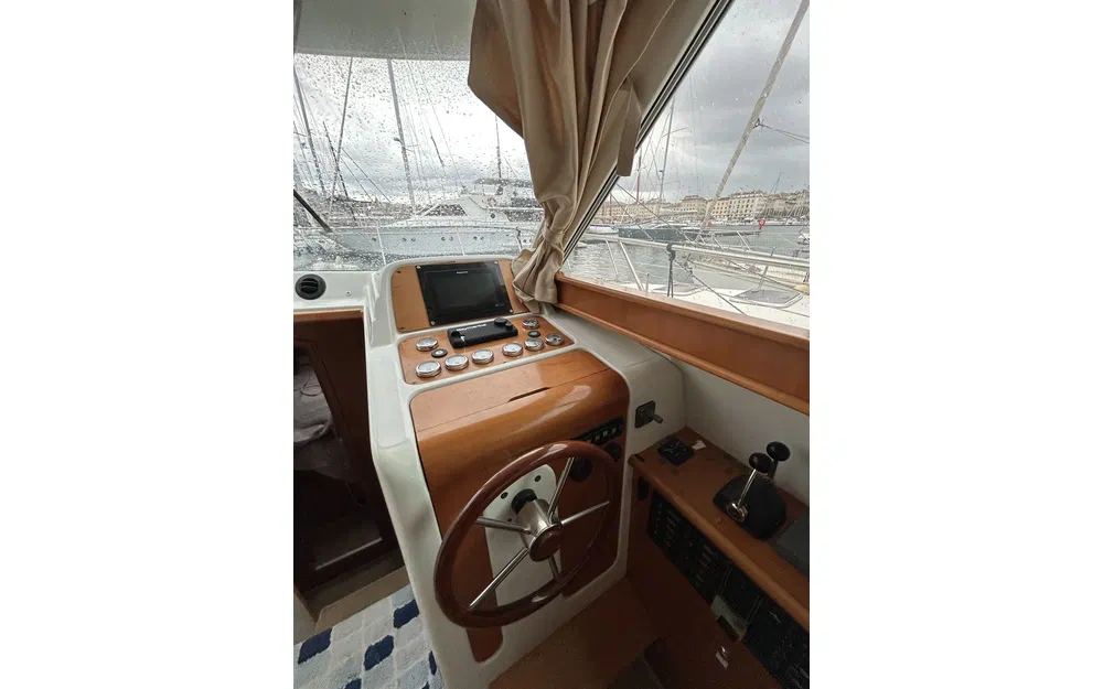 slider 12 Beneteau Antares 10.80