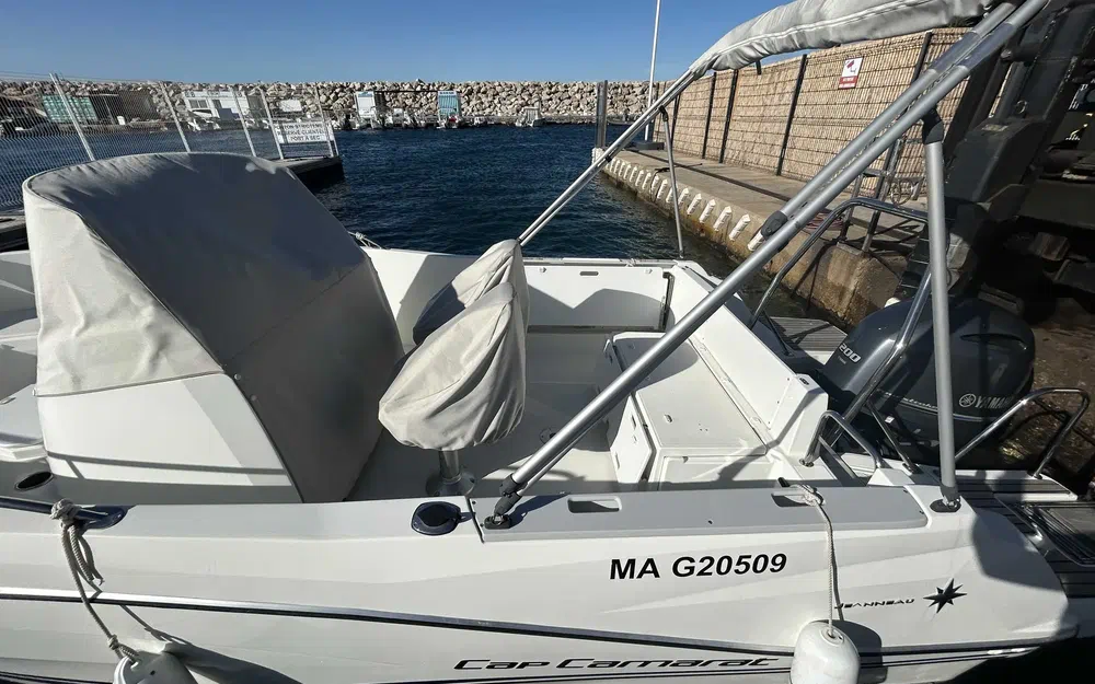 slider 2 Jeanneau Cap Camarat 6.5 CC